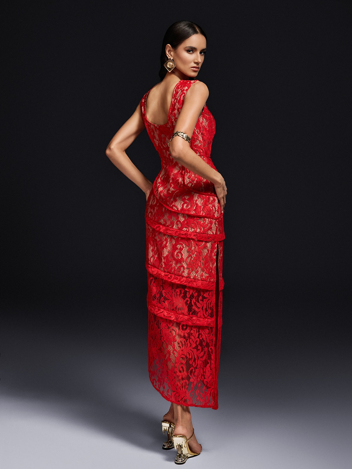 Oliana Sleeveless Lace Midi Dress